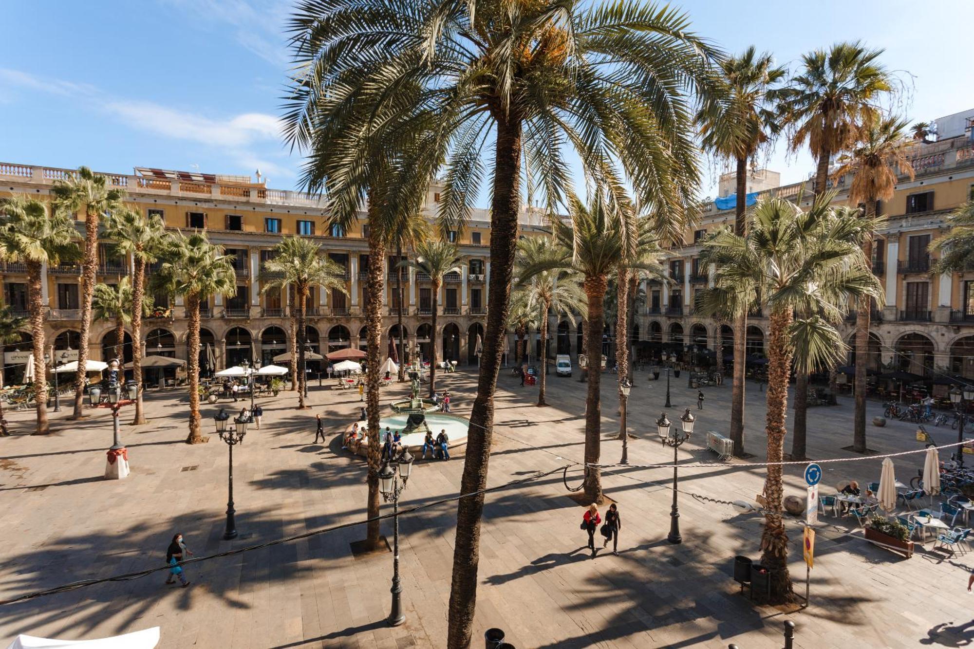 Do Placa Reial Powered By Sonder Barcelona Ngoại thất bức ảnh Plaça Reial